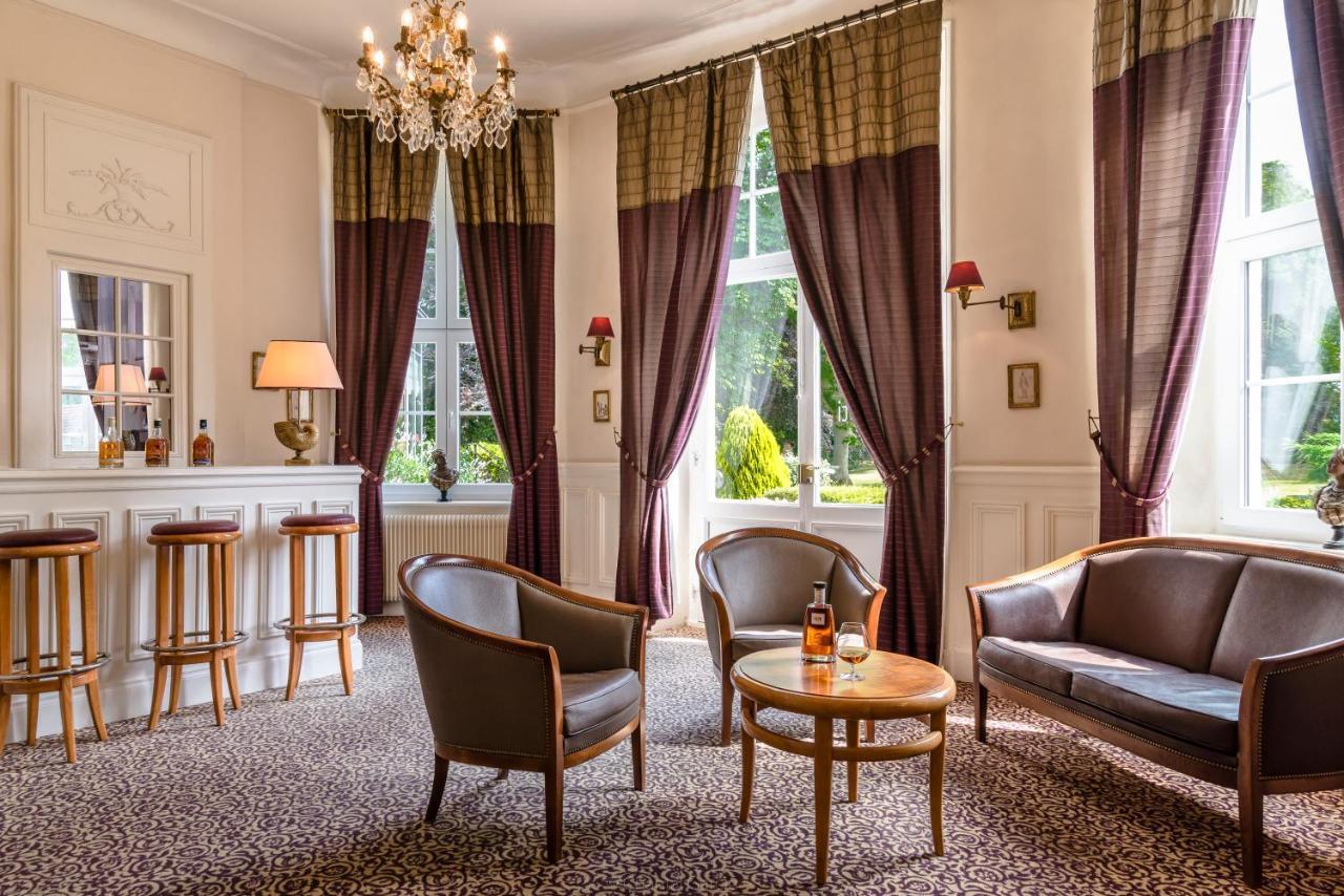 Hotel Chateau Clery Hesdin-l'Abbe ภายนอก รูปภาพ