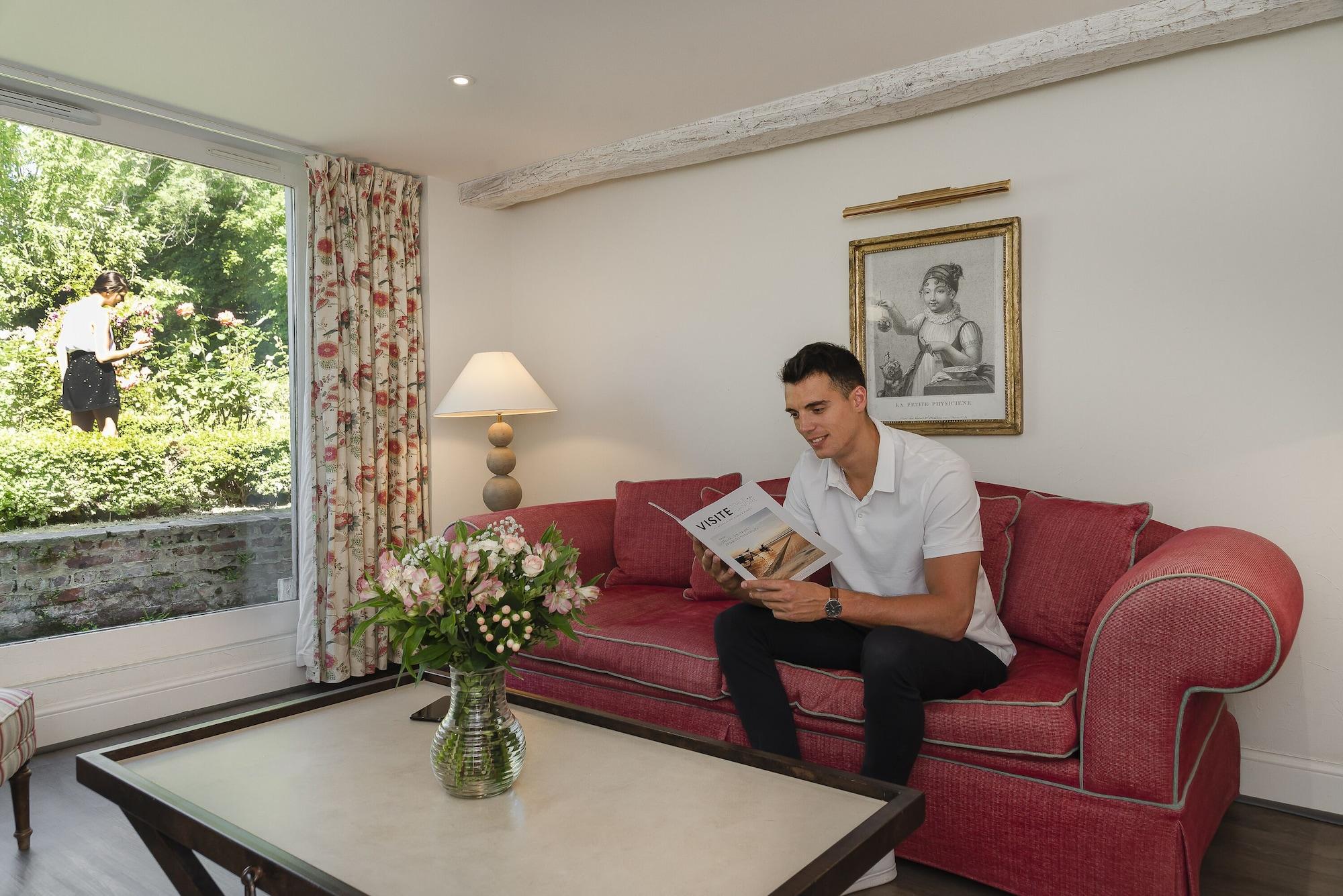 Hotel Chateau Clery Hesdin-l'Abbe ภายนอก รูปภาพ