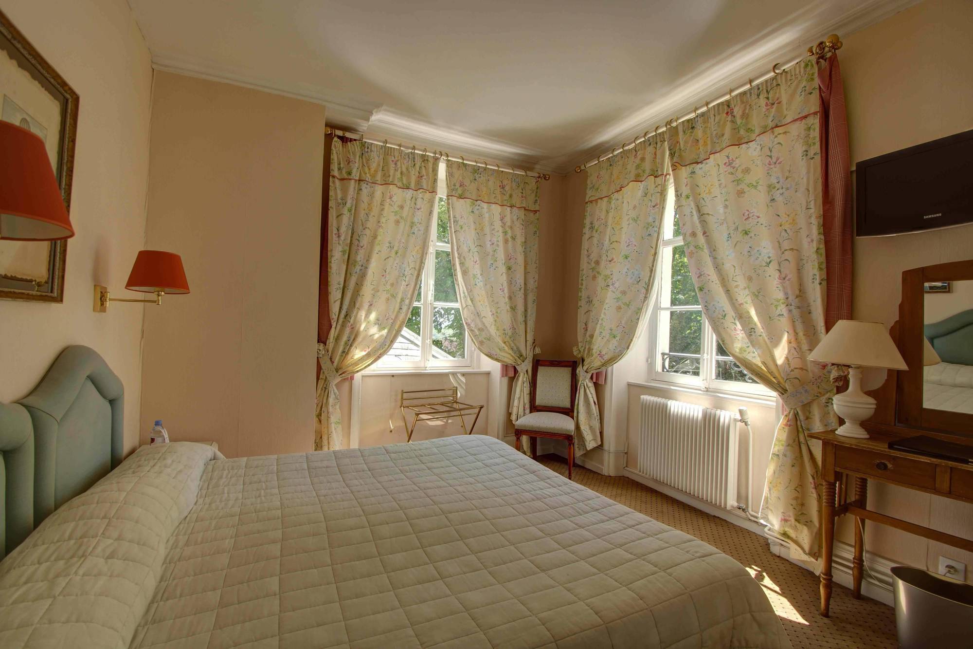 Hotel Chateau Clery Hesdin-l'Abbe ภายนอก รูปภาพ