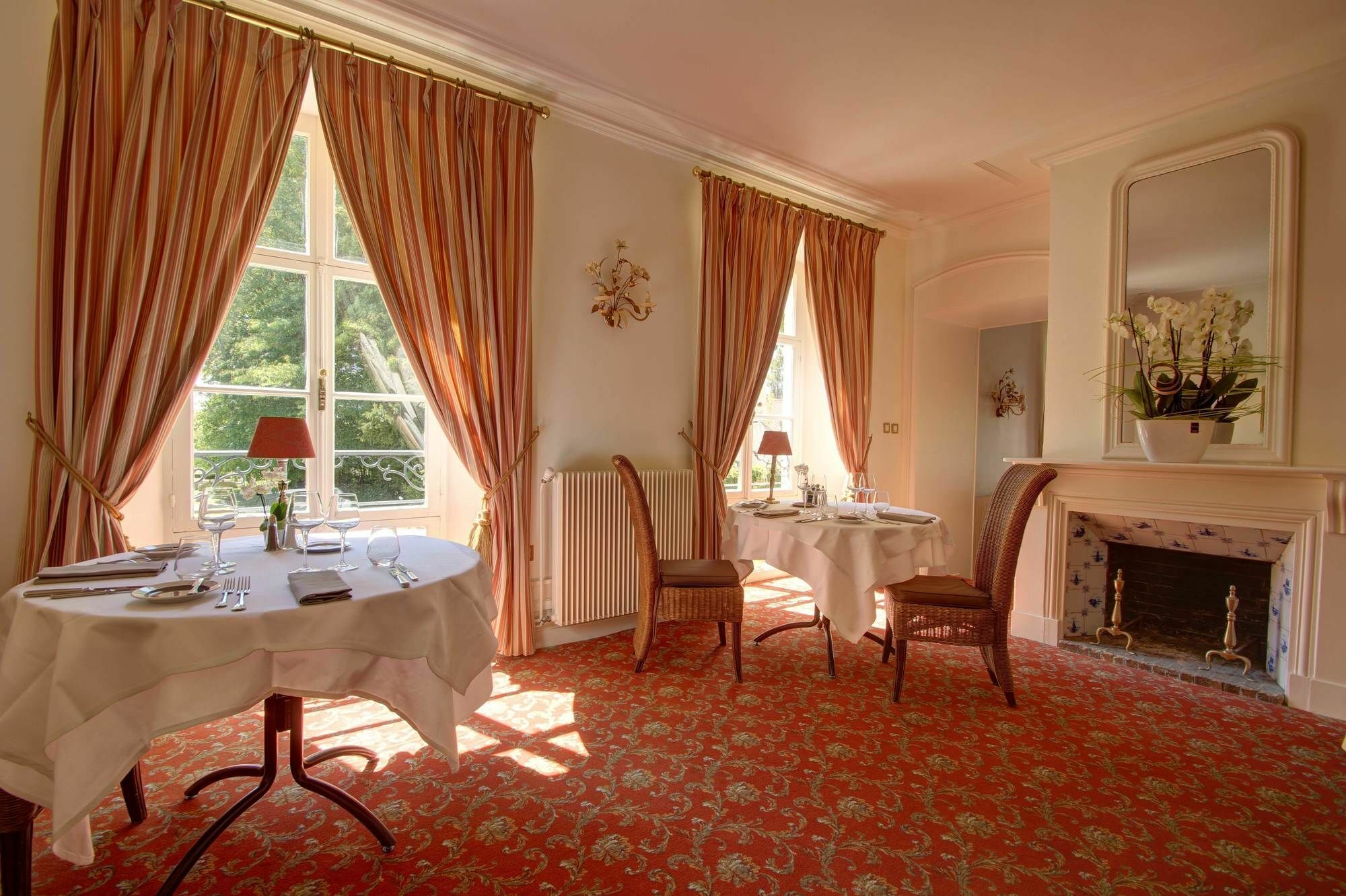 Hotel Chateau Clery Hesdin-l'Abbe ภายนอก รูปภาพ