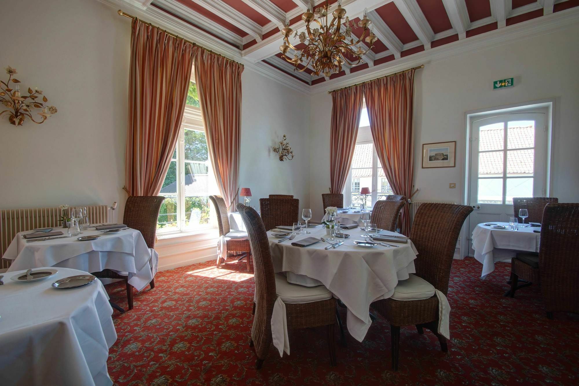 Hotel Chateau Clery Hesdin-l'Abbe ภายนอก รูปภาพ