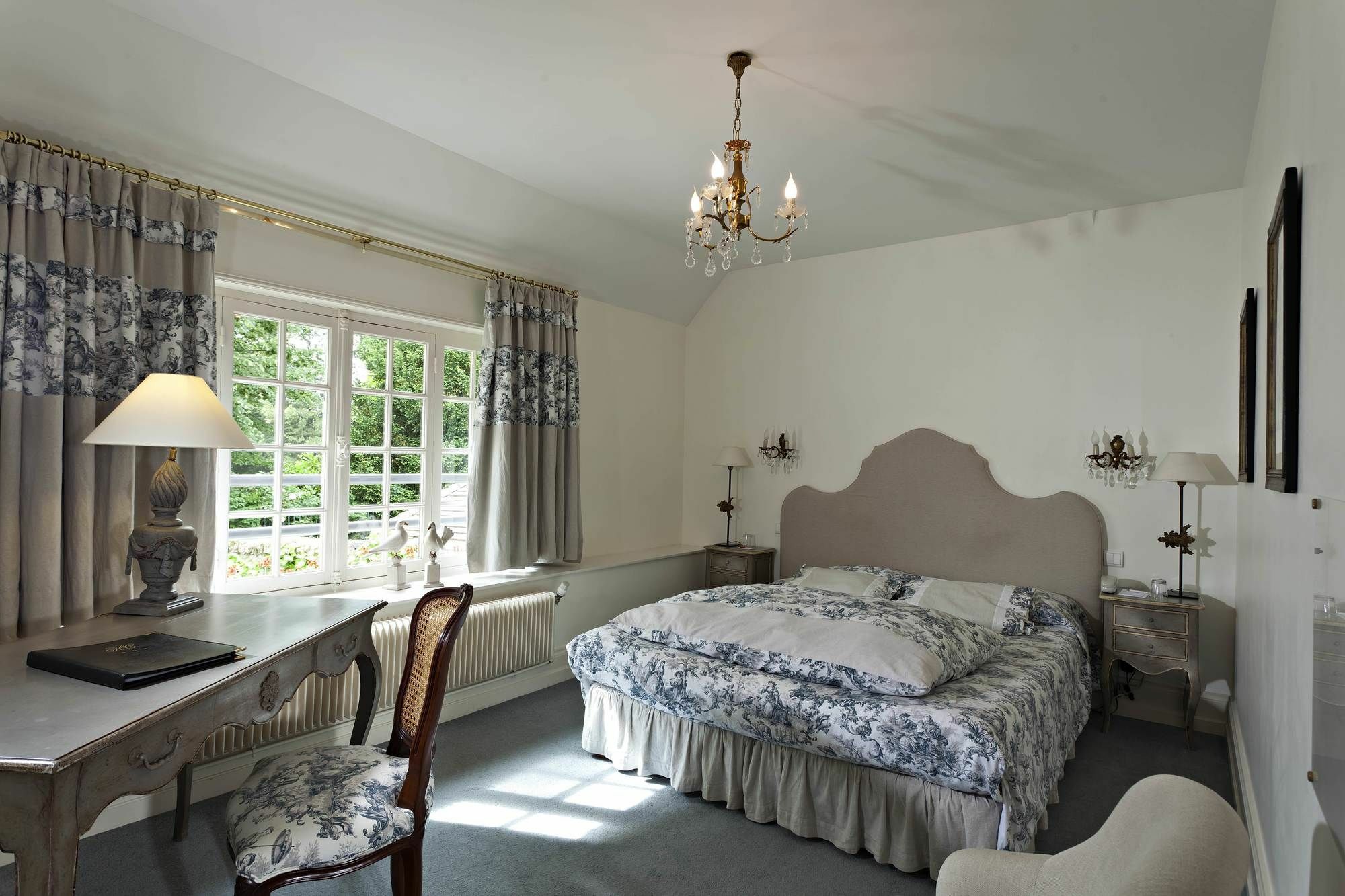 Hotel Chateau Clery Hesdin-l'Abbe ภายนอก รูปภาพ